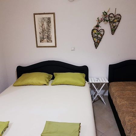 Tufio Apartmani Ulcinj Bagian luar foto